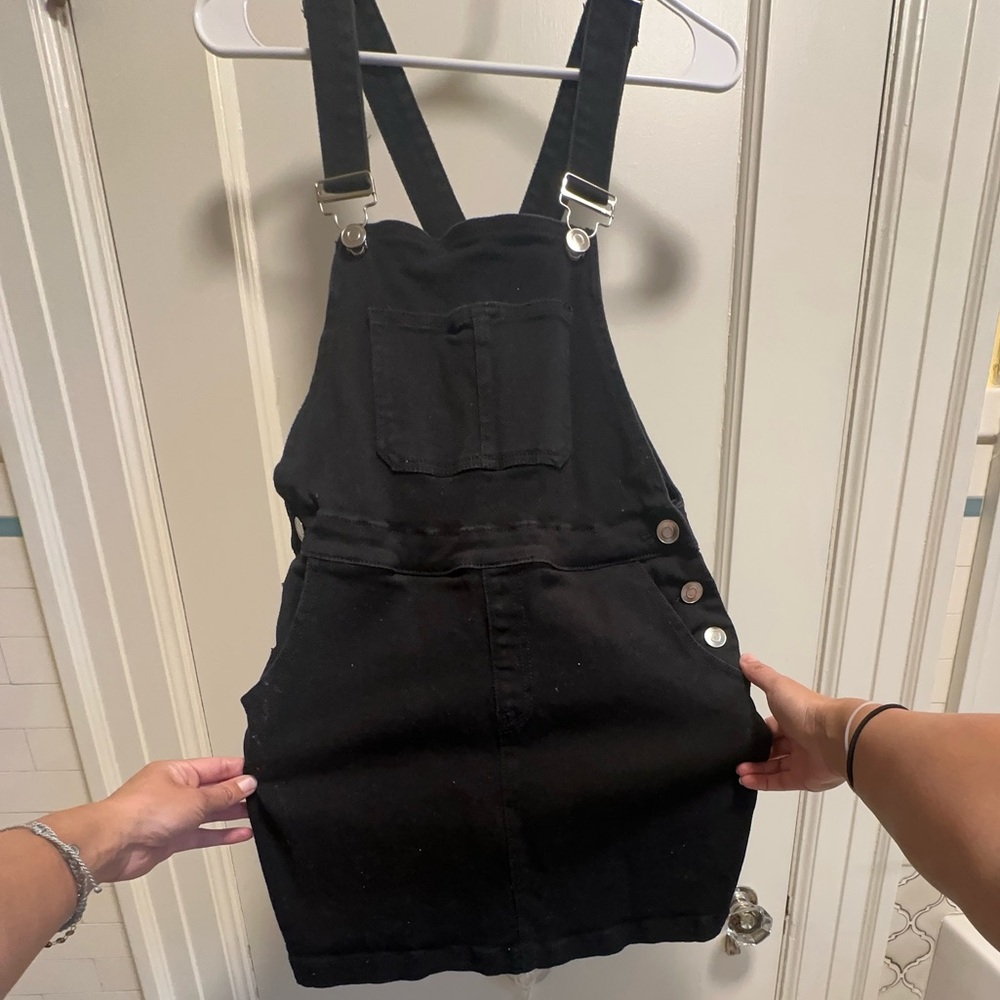 Black overall skirt